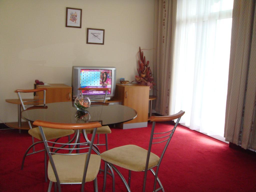 Балнеохотел "Люляци" Vrabtsite Exterior photo